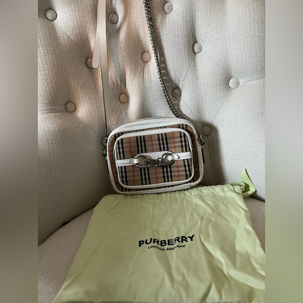 🤍🤍🤎Burberry Check Link Camera Bag 🤎🤍🤍